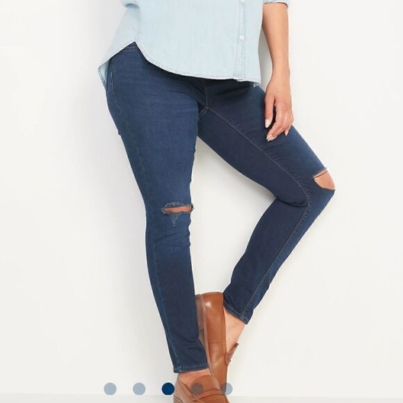 Old Navy NWT Maternity Full Panel Rockstar Super Skinny Ripped Jeans sz 6  short - Picture 2 of 14